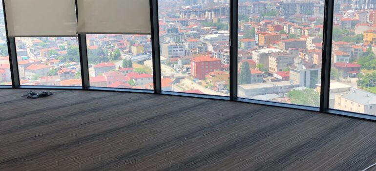 Sultangazi Yükseltilmiş Döşeme Sistemleri, Sultangazi Yükseltilmiş Zemin, Sultangazi Kalsiyum Sülfat Yükseltilmiş Döşeme, Sultangazi Karo Halı