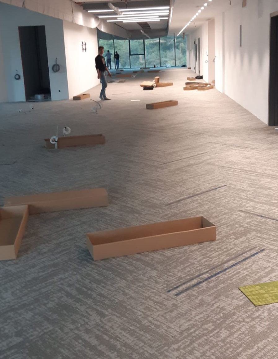 Eskişehir Yükseltilmiş Zemin Sistemleri, Eskişehir Pvc Kaplı Yükseltilmiş Döşeme, Eskişehir Enkapsüle Yükseltilmiş Döşeme, Eskişehir Karo Halı